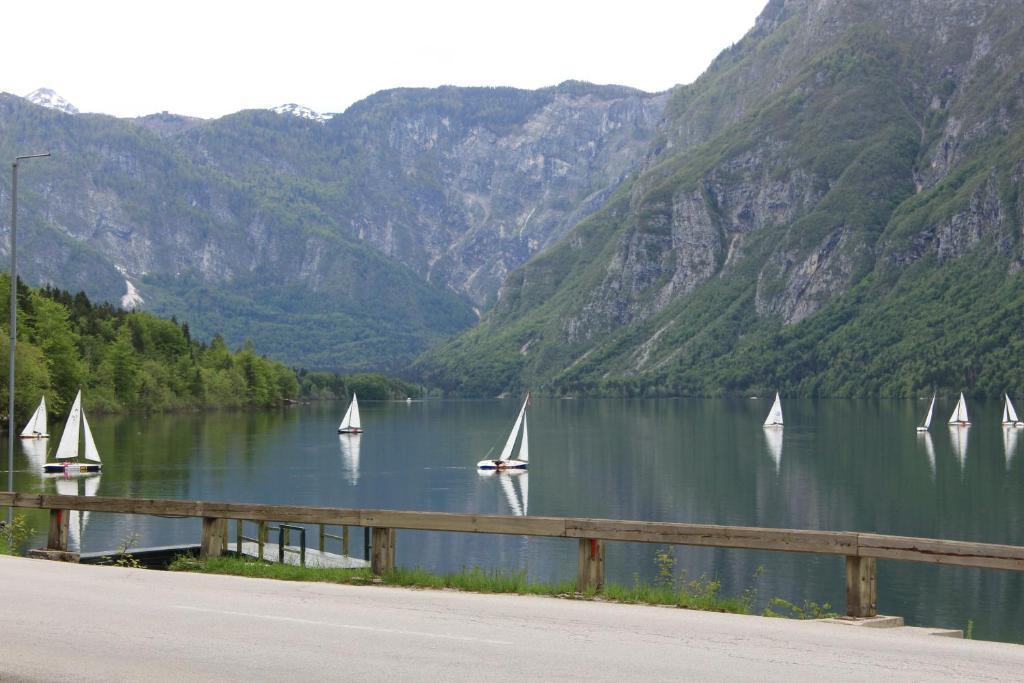 Apartments & Hostel Bohinj ภายนอก รูปภาพ